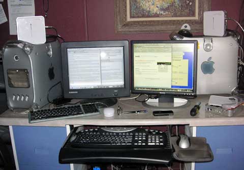 2 G4 Power Macs