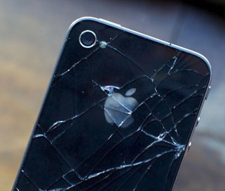 Gizmondo's cracked iPhone