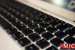 Aluminum Keyboard Case for the iPad 2