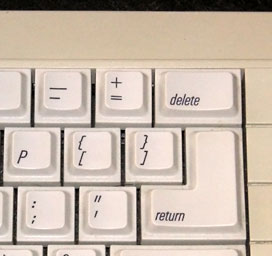 Delete key on Apple IIgs keyboard